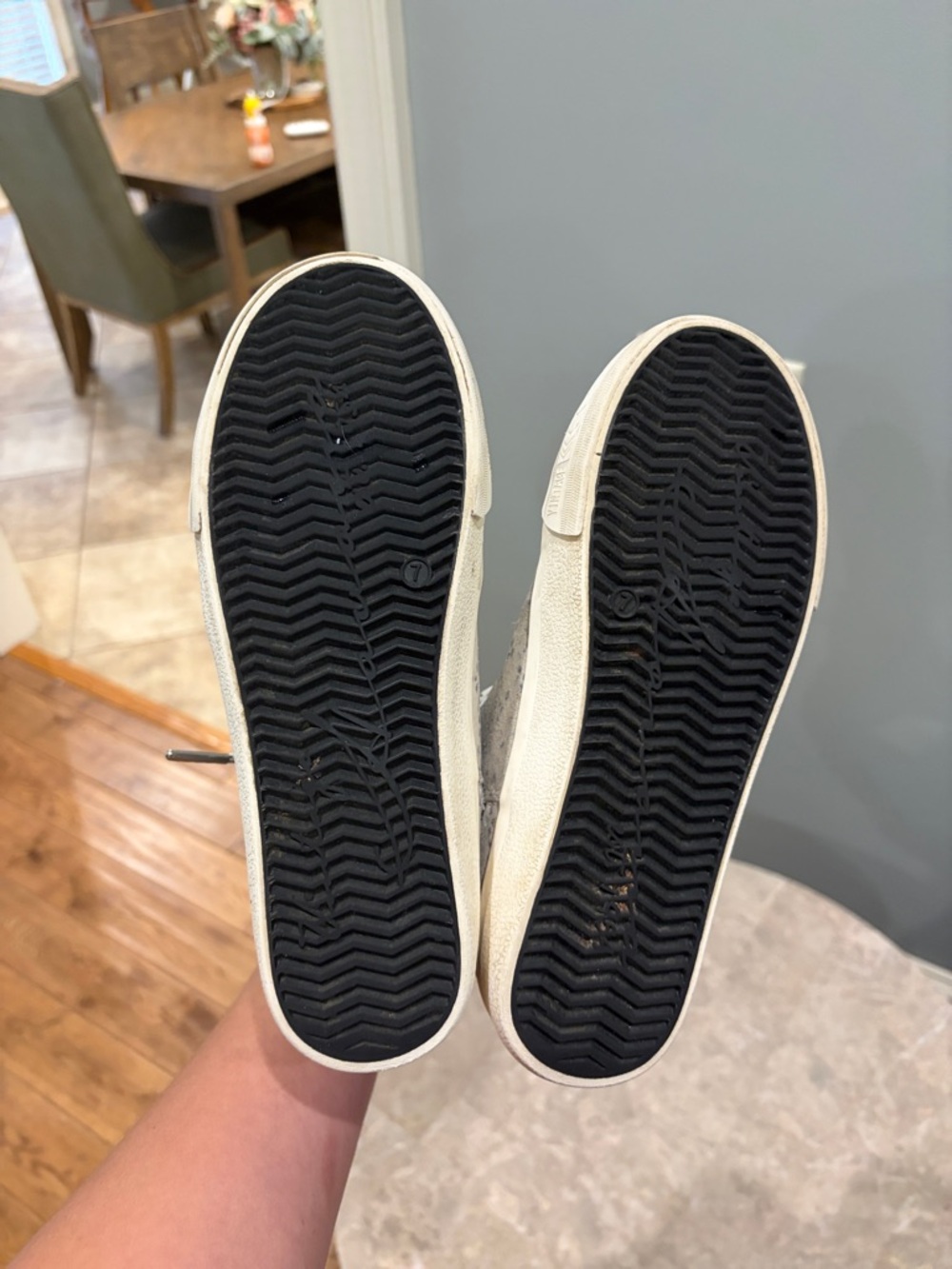 Vintage Havana High-Top Sneakers in White and Black - Picture 5 of 6